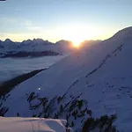 Hostel Berggasthaus First - Only Accessible By Cable Car
