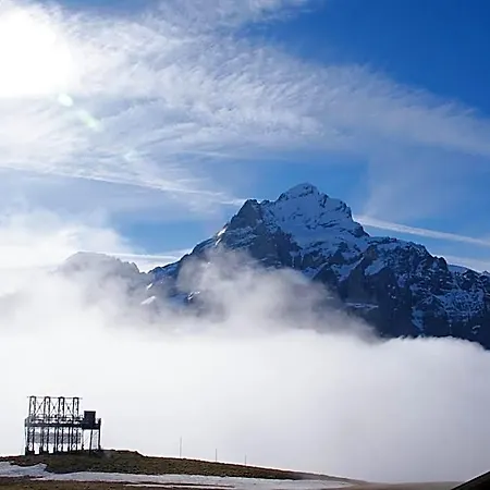 Hostel Berggasthaus First - Only Accessible By Cable Car Grindelwald