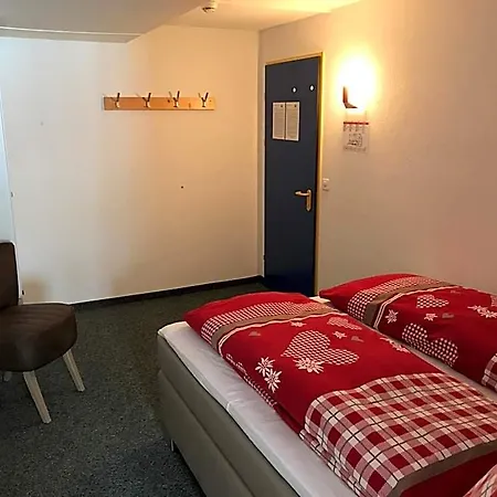 Hostel Berggasthaus First - Only Accessible By Cable Car