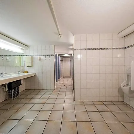 Hostel Berggasthaus First - Only Accessible By Cable Car