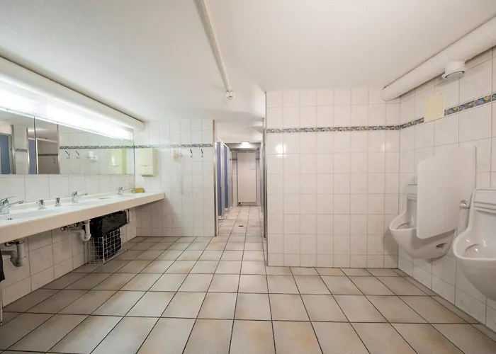 Hostel Berggasthaus First *