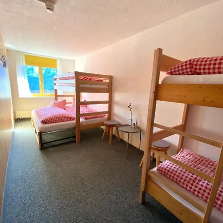 Hostel Berggasthaus First *