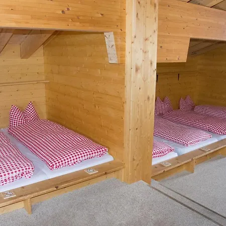 Hostel Berggasthaus First