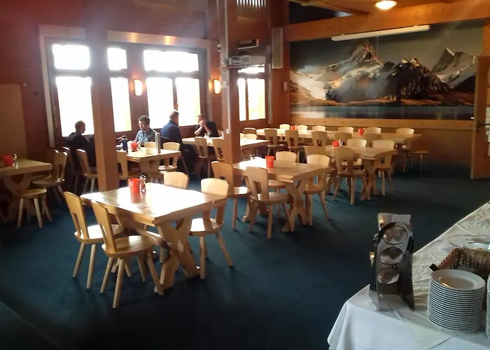 Berggasthaus First - Only Accessible By Cable Car Γκρίντελβαλντ